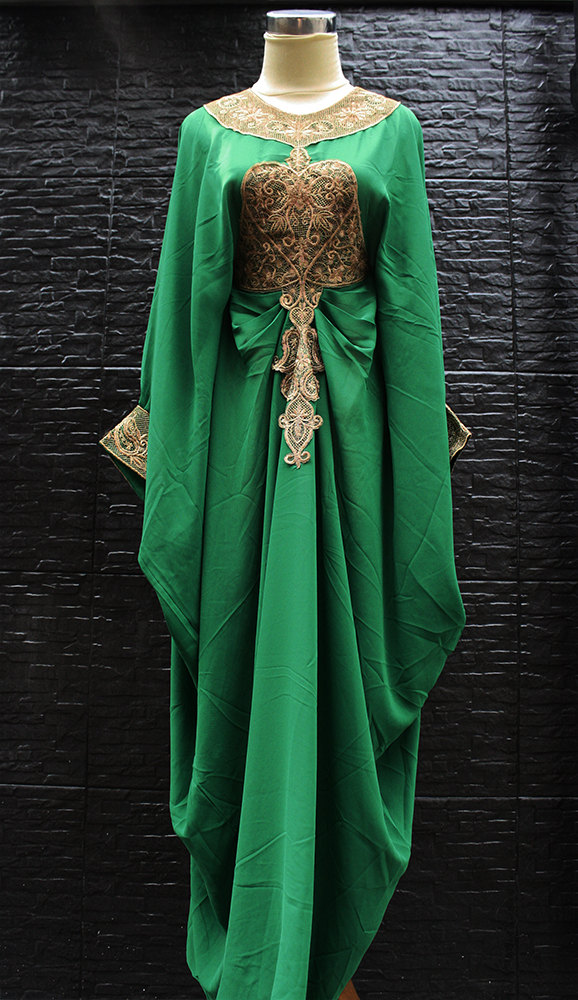 green caftan